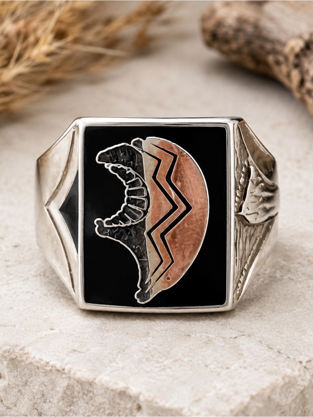 Vintage Southwestern Bear Mountain Black Enamel Statement Ring Size 9